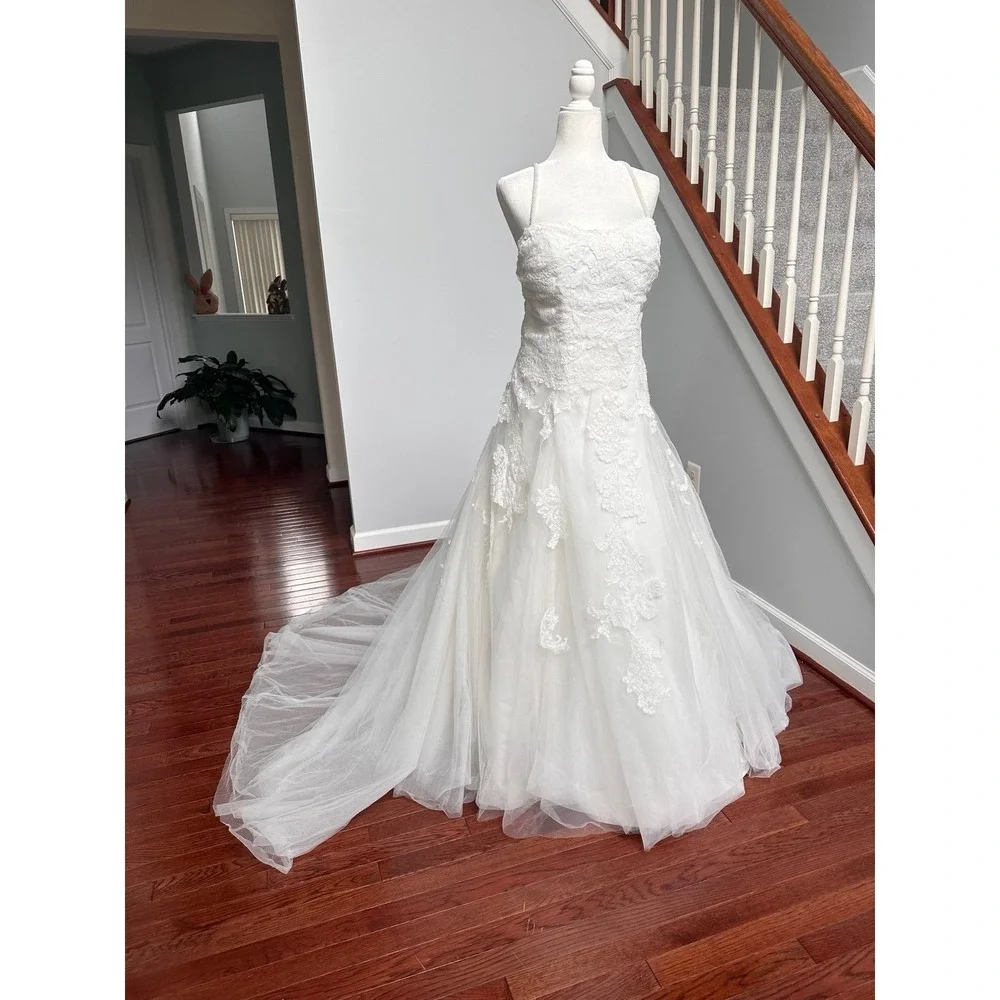 David's Bridal | Dresses | Davids Bridal Lace Tulle Floral Princess Pearl  Embellished Wedding Dress | Poshmark